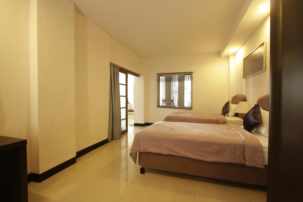 Alit Beach Resort And Villas Sanur Стая снимка