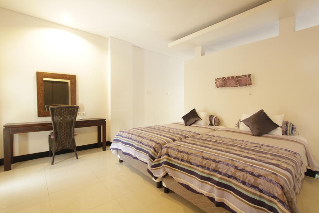 Alit Beach Resort And Villas Sanur Стая снимка