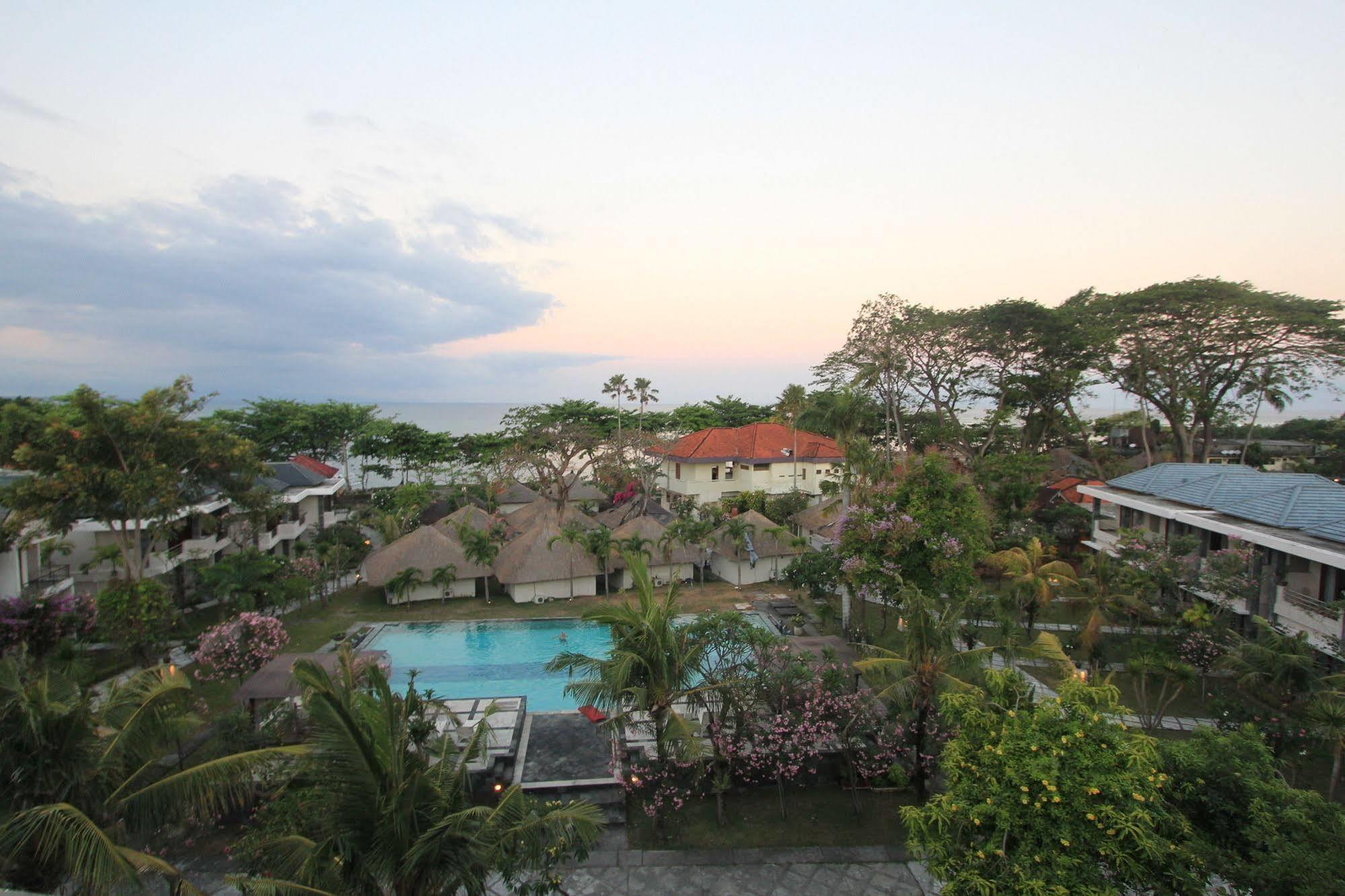 Alit Beach Resort And Villas Sanur Екстериор снимка