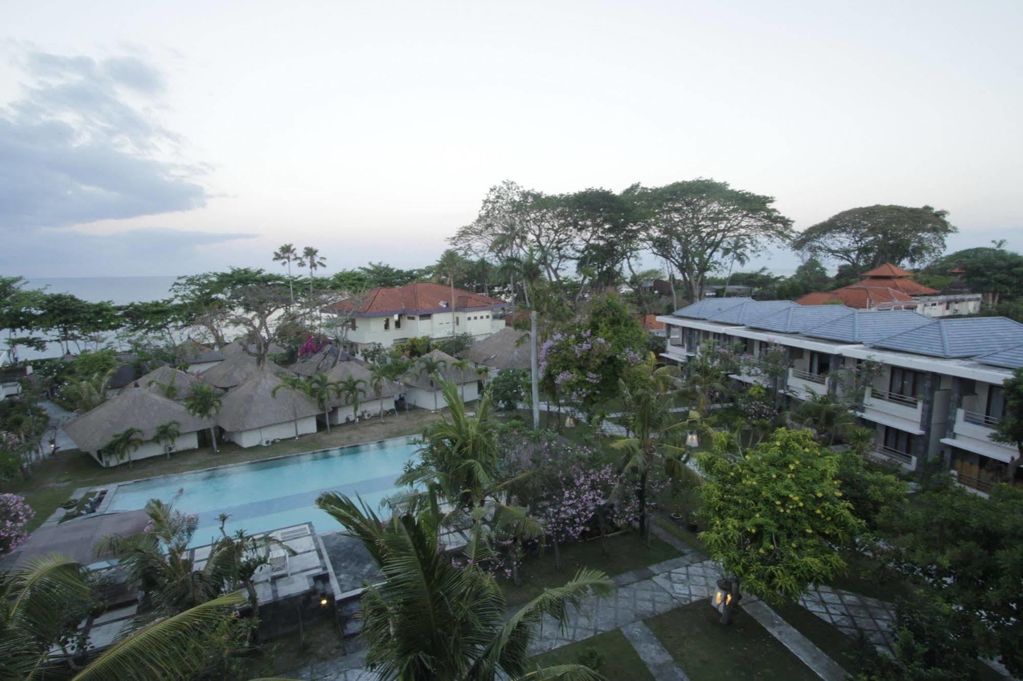 Alit Beach Resort And Villas Sanur Екстериор снимка