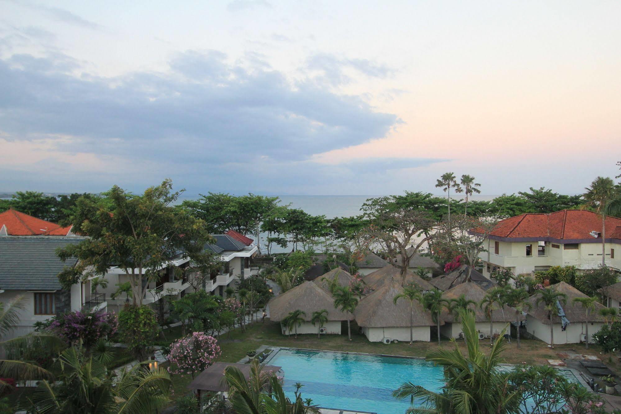 Alit Beach Resort And Villas Sanur Екстериор снимка
